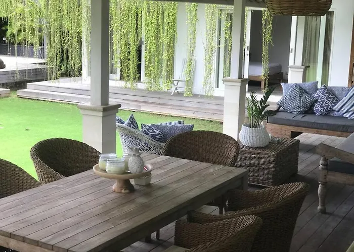 Villa Jasper At Berawa